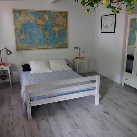 Casa Emi. La Alpispa. Apartamento *